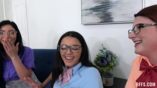 Jasmine Vega TeamSkeet - Nerds Do It Better-1