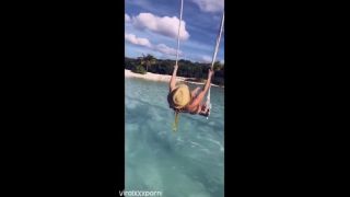  sara underwood onlyfans leak Sara Underwood Teases Her Perfect Tits on a Wild Bahamas Getaway in This  Video Sara Underwood-7