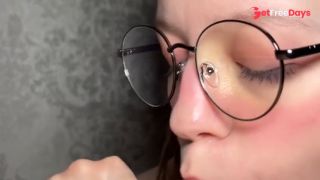 Close Up Sloppy Blowjob to Orgasm-2