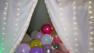 Sneeze Goddess - Fun in a Room Full of Balloons - Joi-5