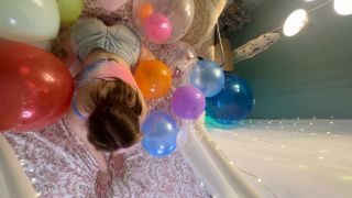Sneeze Goddess - Fun in a Room Full of Balloons - Joi-8
