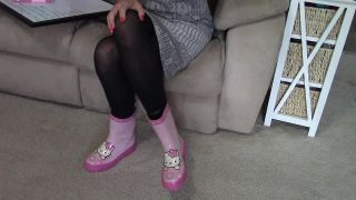 Pt 1 BuddahsPlayground - Cute Rain Boot Leg Double Leg Crossing-9