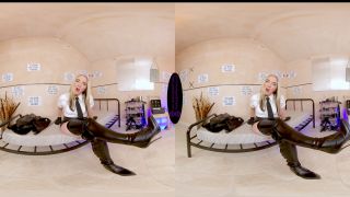 [GetFreeDays.com] The English Mansion  Mistress Sidonia  Under The Line  VR cei-7