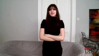 Shy girl has a secret wild side! casting Leo-3