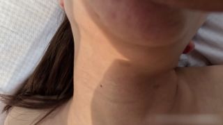 FC2-PPV-4765833 FC２最高レベル！超絶美形！神乳！神スタイル！超絶美乳！顔出し！２０才！ドライブ露出、ベランダまる見え本番、県道沿い歩行者スレスレ露出、屋上青空SEX、神美人でも容赦なし！個撮５１３-5