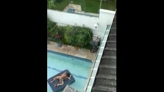 spy-cam-couple-in-pool-5