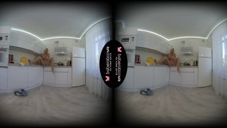online porn clip 11 Cindy Key With Big Boobs Plays With A Toy In Her Kitchen 4K | virtual reality | 3d porn -9