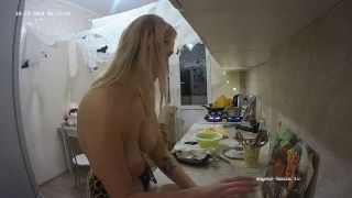 Tatiana Cooking Topless 2024-10-29 720P - Voyeur-8