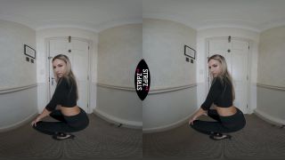 Porn online Stripzvr presents Natasha Anastasia in Witness the Fitness-5