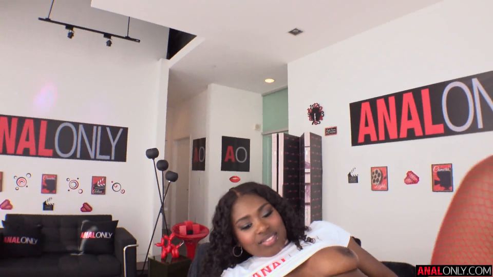 [AnalOnly] Tessa Thomas [11.21.25] [1080p]