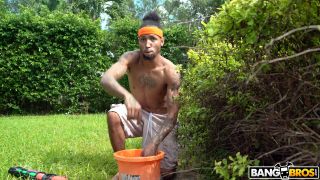 Big Tits Round Asses/Bang Bros - VICTORIA JUNE: Poolside Games with Busty Victoria - Doggystyle-2