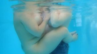 [K2S.CLUB] MarryLou69 - Mit meiner Freundin im Pool - HD 720P-3