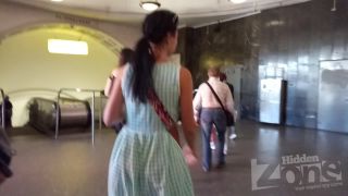  voyeur | Watch Free Porno Online – Voyeur upskirt – Under the skirt of a tanned brunette  | voyeur-9