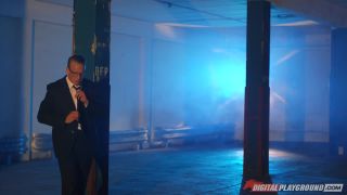 [SuperMisses.com] Mila Milan - London-knights-A-heroes-and-villains-episode-1-9