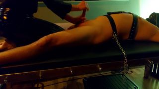 Onlyfans - Catwomen Milks Him And Keeps Going After Orgasm Until He Squirts At The End Scarlett Tyrell - Onlyfans-3