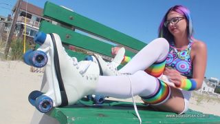 Video online Soles of Silk - Wanna Taste This Rainbow | footworship | pov-2