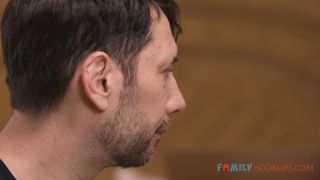 [FamilyHookups] Vanna Bardot [10.18.24] [1080p].-2