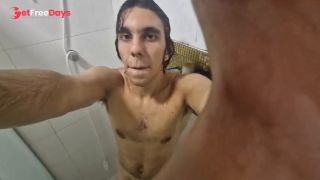 [GetFreeDays.com] Hot boy bath, after train Adult Video October 2022-5