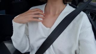 Nephael – Sous Ma Jupe Dans La Voiture 1 amateur -1