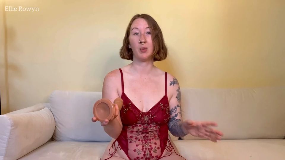 Femdom Porn Ellie Rowyn Teaching You How to Use a Dildo