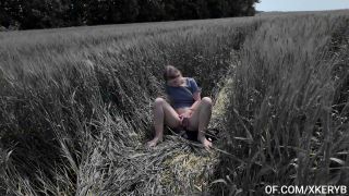 xKeryB - Wtf? Now Thats Fuckin Hot!-0