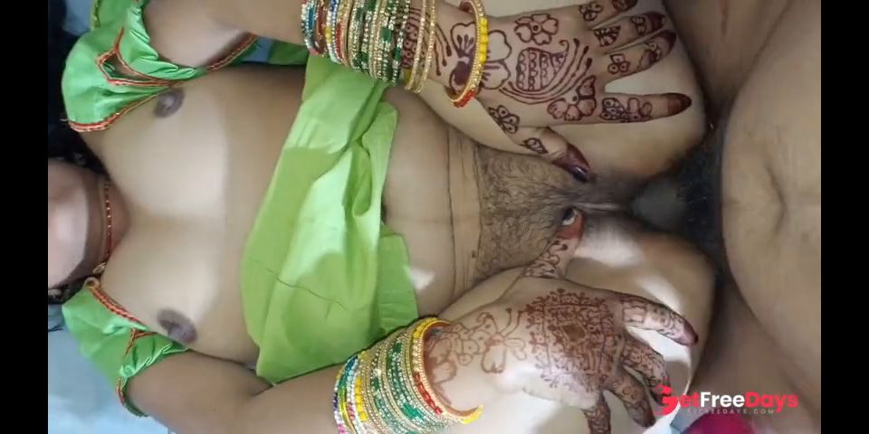 Indian married Lalitabhabhi 21 year women tight pusssy bedroom fucking step brother