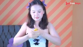 Now I understand why minions like bananas so much, fingering my tight pussy is not enough for me-5