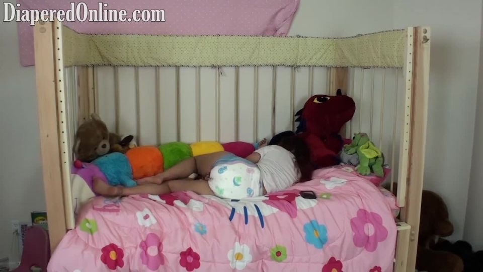 Diaperedonline2Red Red Gets Call Naps
