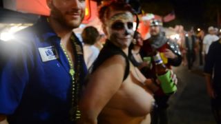 Fantasy_Fest_2014_Sideshow_Motorboating-0