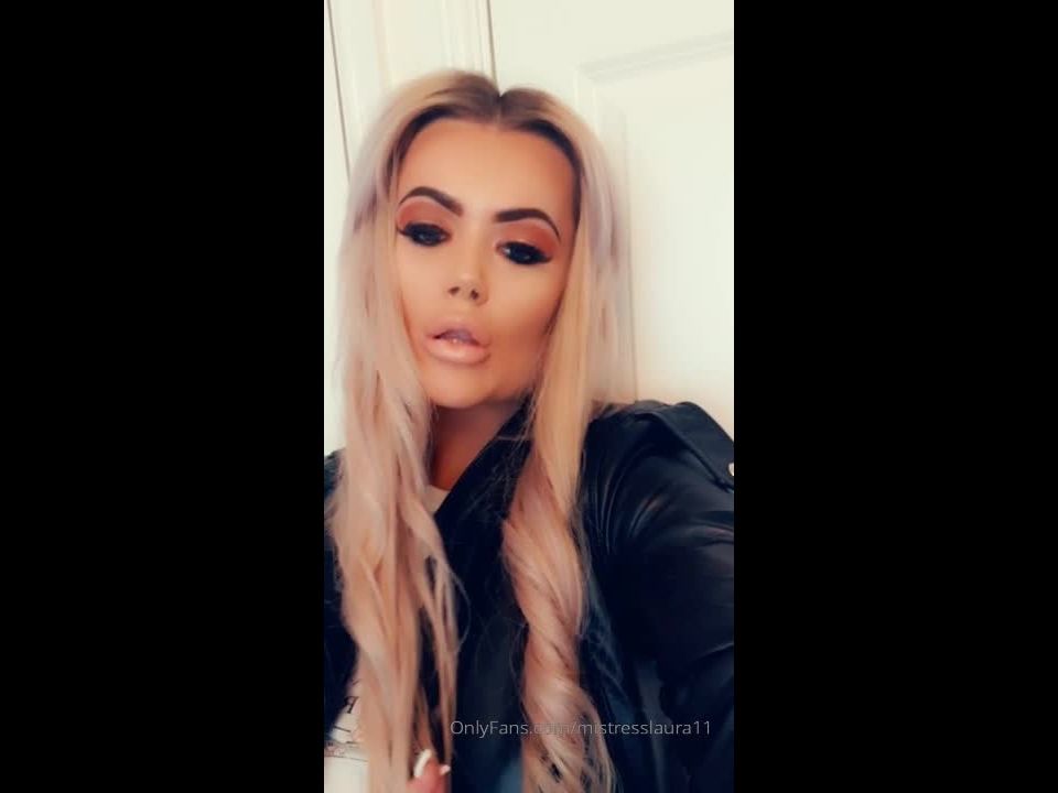 Miss Laura - mistresslaura11 () Mistresslaura - clip leather makes you weak i make you weak 28-07-2019