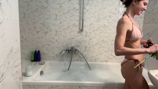 Ivi Rein,Gina Gerson - Lesbian bath with Maya Rose-2