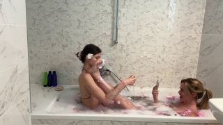 Ivi Rein,Gina Gerson - Lesbian bath with Maya Rose-6