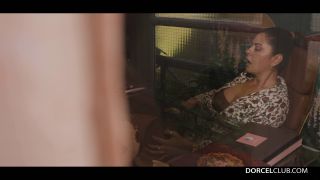 UltraHD 4K Mariska's Office Gonzo Adventure – DorcelClub-3