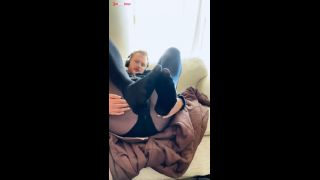 [GetFreeDays.com] Nylon Feet and legs JOI Sex Stream March 2023-5