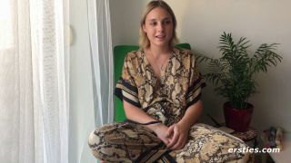 6277 Sexy Babe Ophelia Gets Off While Taking A Bath-3