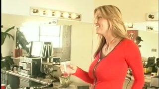 online porn video 38 smegma fetish Maneater, blonde on fetish porn-1