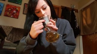 porn video 21 smoking fetish clips Bigbuttbugg – Pedicure, bigbuttbugg on femdom porn-0