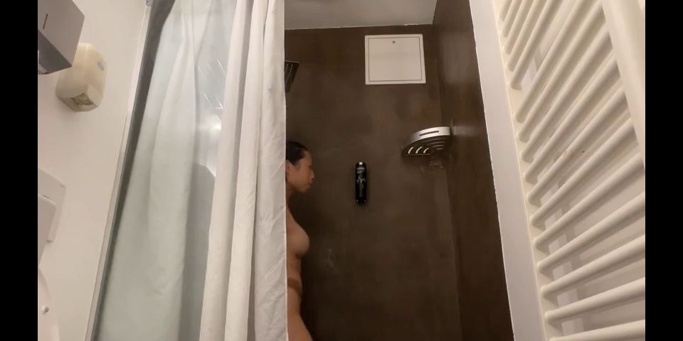 Amateur Baby Showering For You