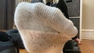online porn clip 29 sizetensolemates 161220201457257054 get your nose all up in my stinky hanes socks, foot fetish furry on feet porn -2