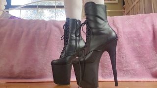 Pt 1 Anya Ivanovna - Domme Crushing Piggy Food-2