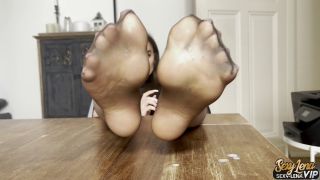online video 16 Goddess Lena: Handjob and cum on feet on femdom porn pantyhose feet fetish-9