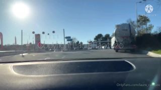 Laure raccuzo () Defi baise inconnu rel laire dautoroute pour inaugurer mes nouveaux seins je dcide dorganiser une chasse lhomme sur les aires dautoroute de ma region afin de trouve-2