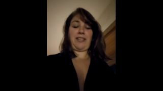 Fetish porn Bree Louise Bree Louise Teases Her Stunning All Natural Rack in Must-Watch Video-9