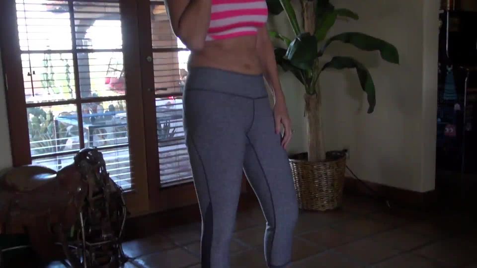 Jodi West in Yoga Pants And Heels Handjob