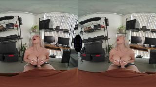 Yes Boss Skylar Vox on the Mic - Skylar Vox Oculus Go 4K-3