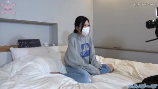 FC2PPV 3107006 【無修正】18歳の初撮り！人生初中出し！深夜の繁華街で終電逃し途方に暮れる地方娘を保護して無許可種付け♡ - FC2PPV-1