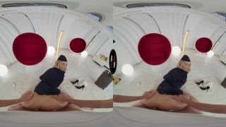 clip 11 Cum Fly With Me - Sharon White Smartphone, blonde gets creampie on reality -2