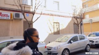 Video ,reina Deluxe Lessons In Public Pickups 1080p FullHD-2