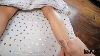 Alexis Fawx – Milfs Massage Mishap massage -1