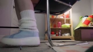 Kat Danz - Unaware Giantess Classmate (Fetish porn)-1